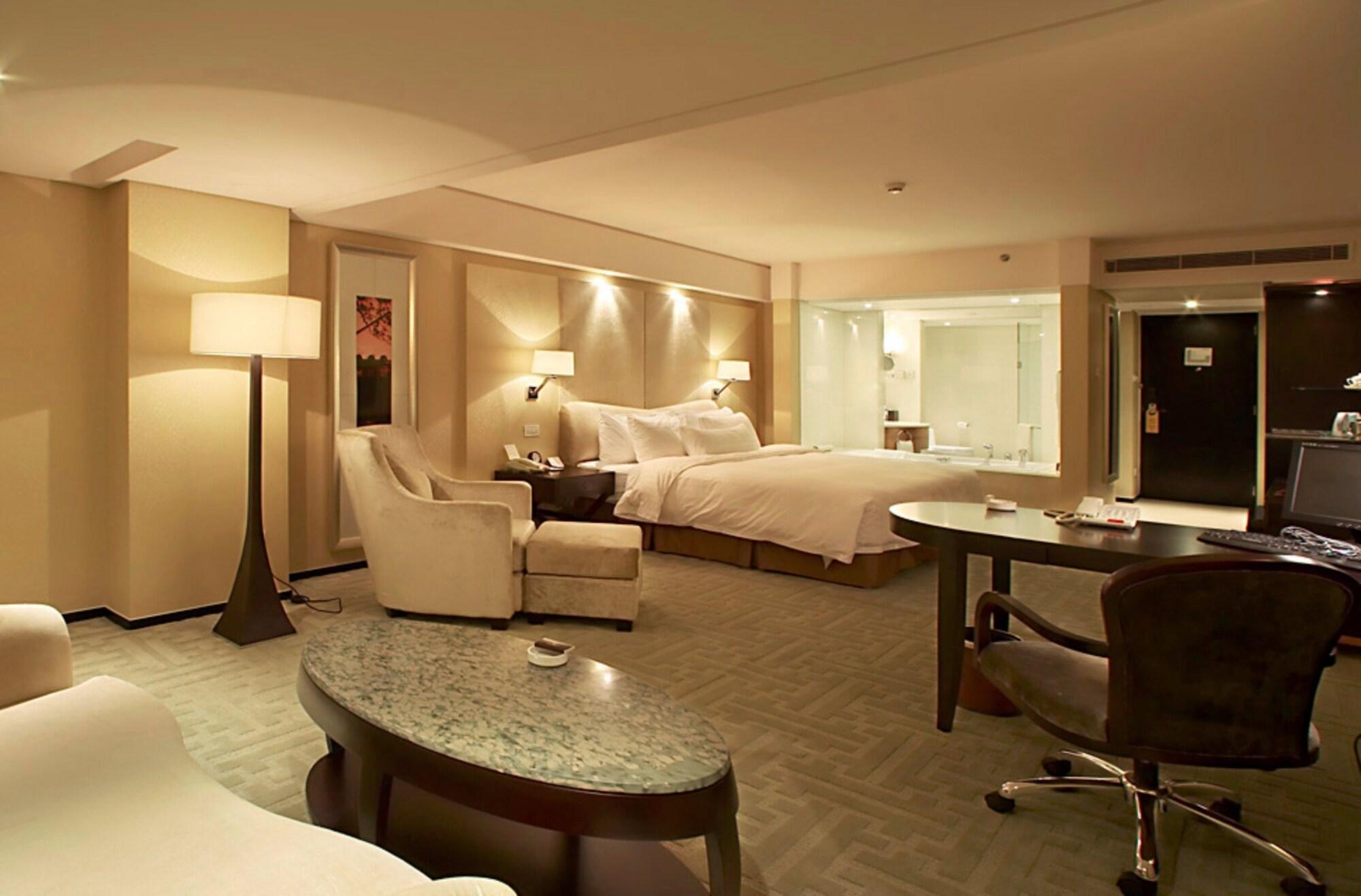 Hotel The Lakeview